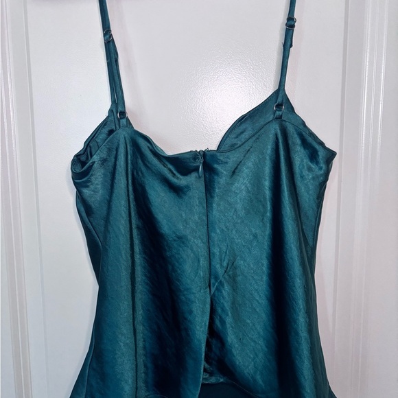 NWT ASTR Satin Cowl Neck Green Camisole Bustier style top - Picture 3 of 3